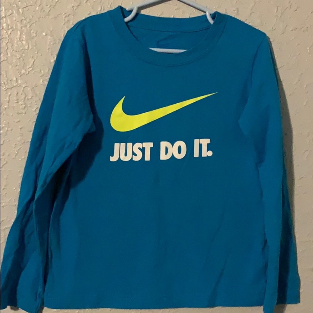 Nike long sleeve
